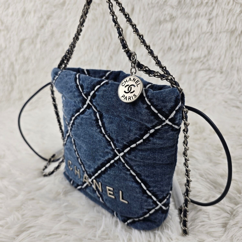 Ch**el hobo 22 bags